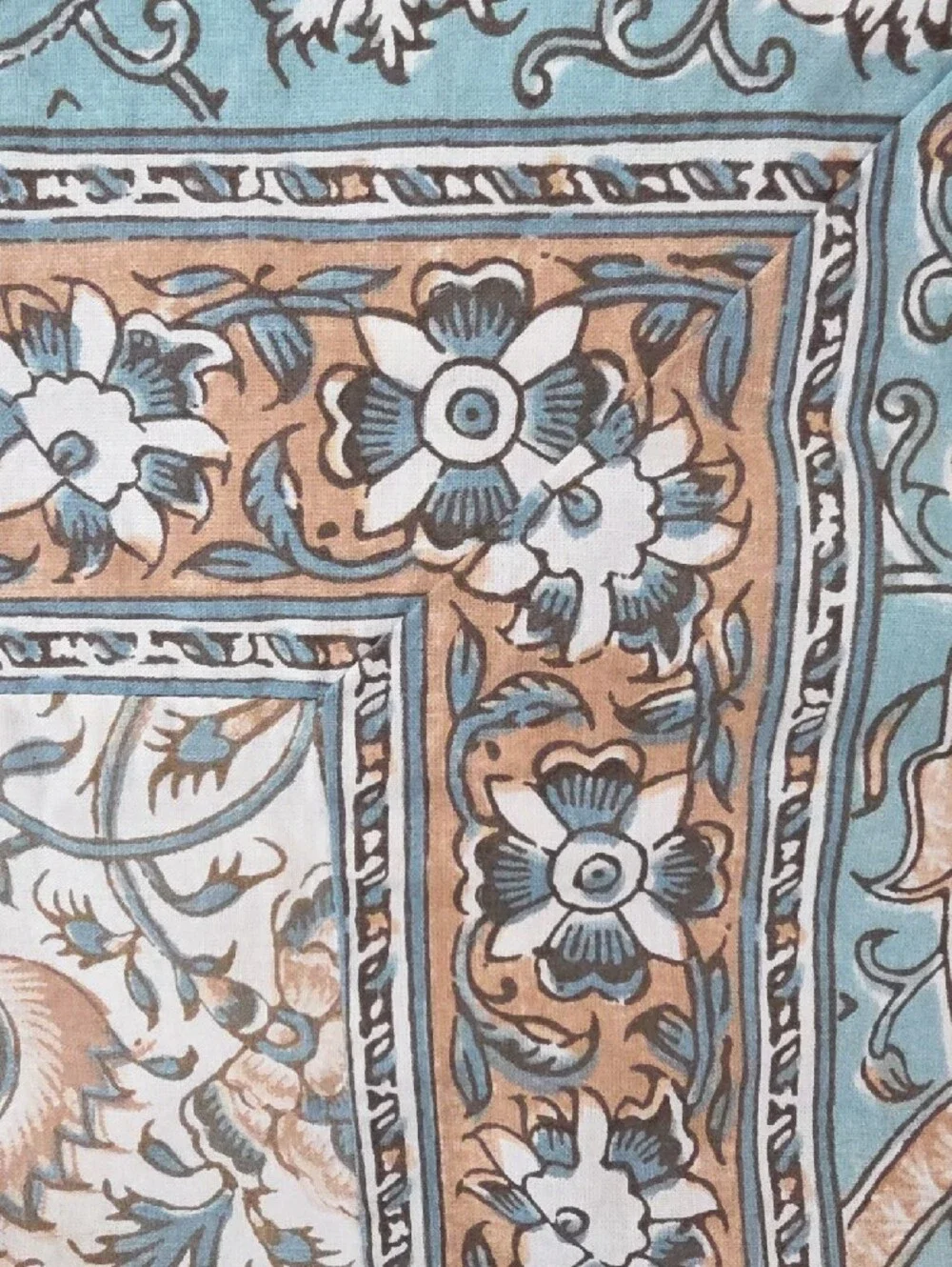 Pottery Barn Teal, Cream Medallion Paisley Full/Queen Duvet Cover Standard Shams